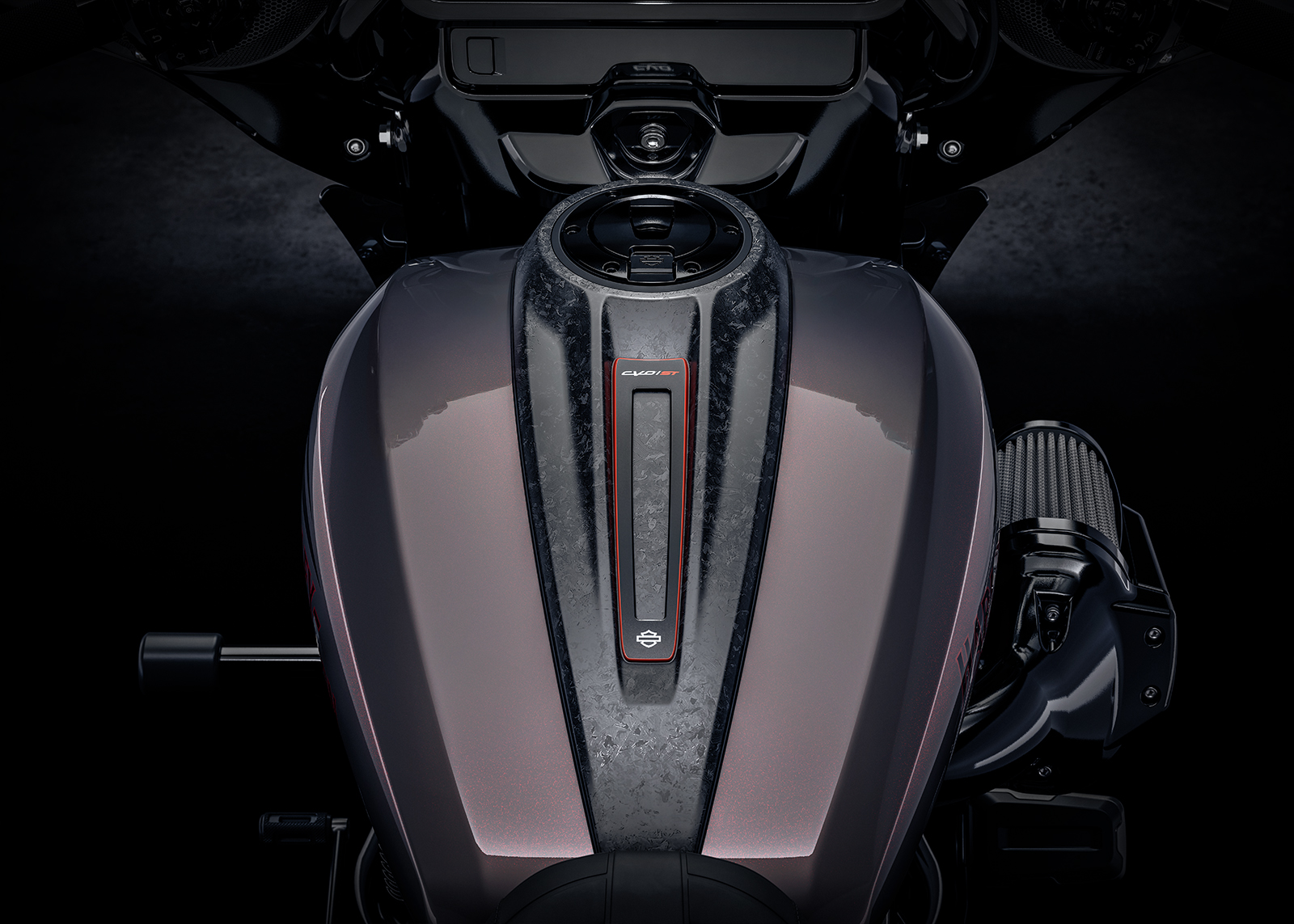 2026 CVO Street Glide ST Carbon Details