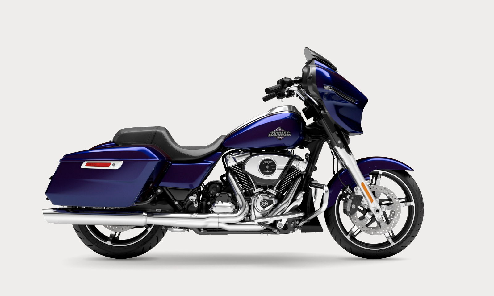 2025-street-glide-m57-motorcycle-nav