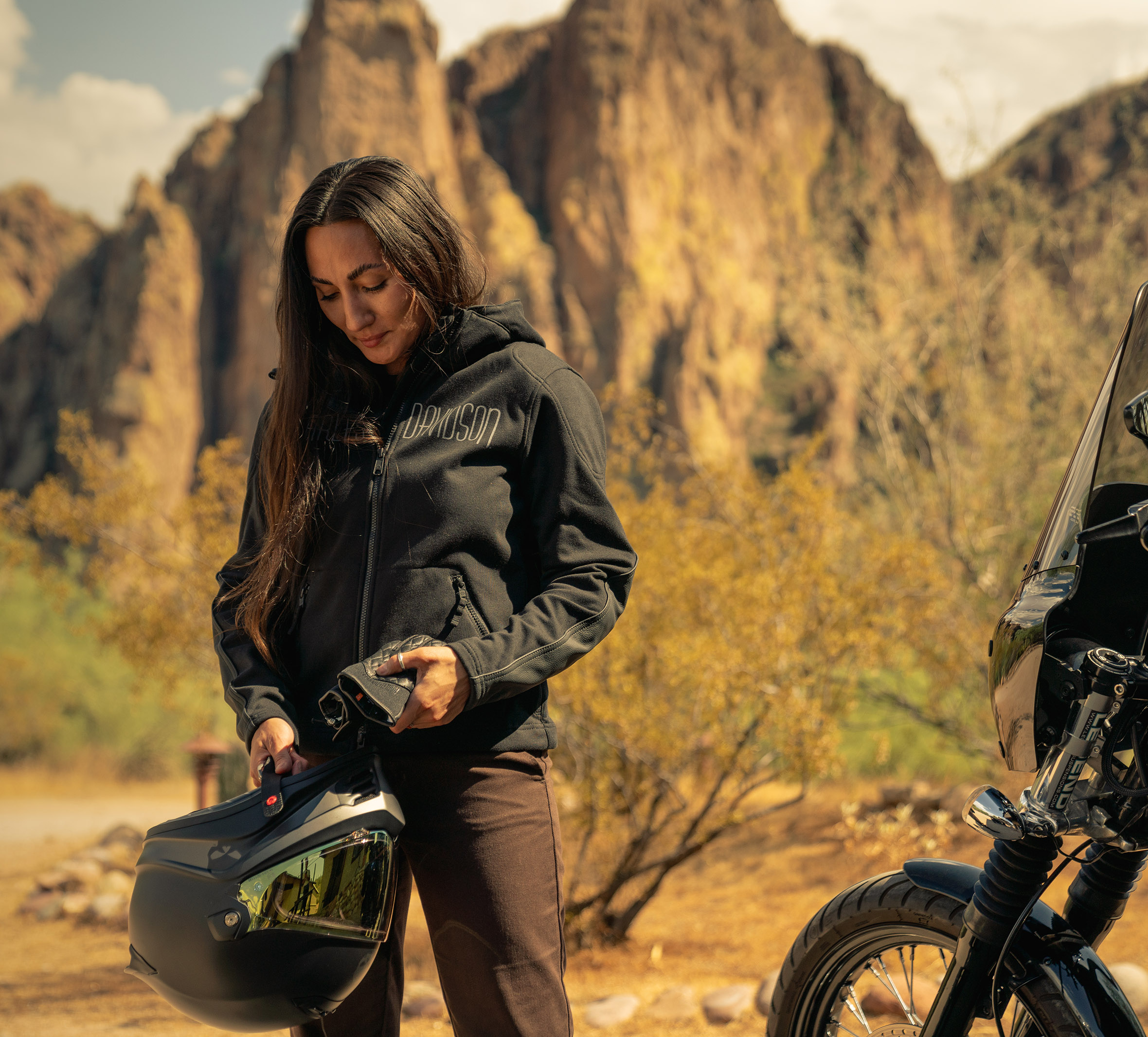 Women's Willie G Skull Graphic Deflector 2.0 Hooded Riding Fleece