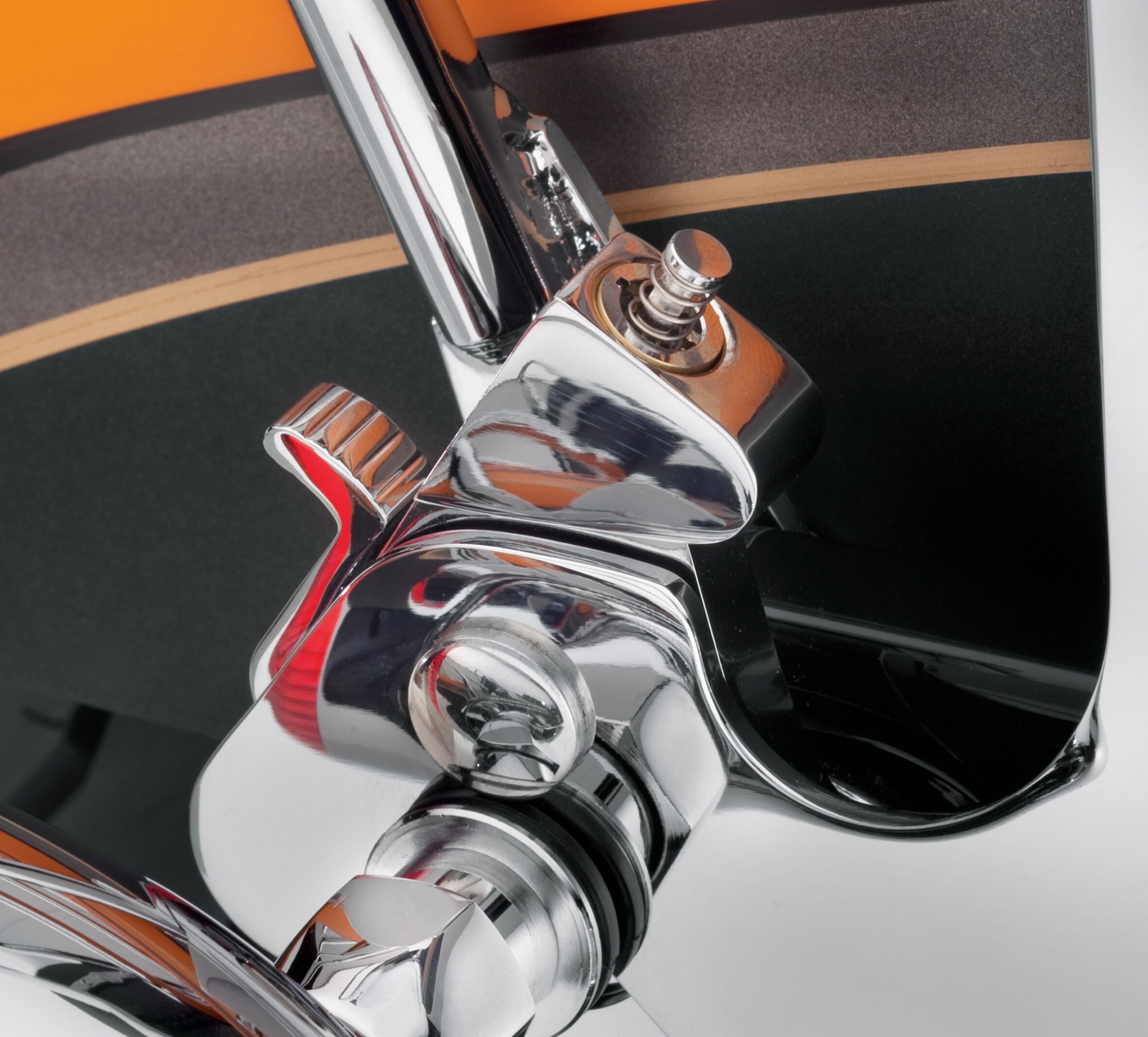 Locking H-D Detachables Latch Kit