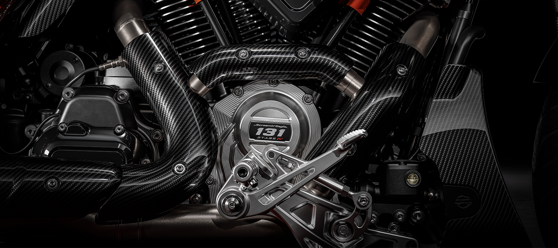 2025 CVO Road Glide RR Beauty Shot