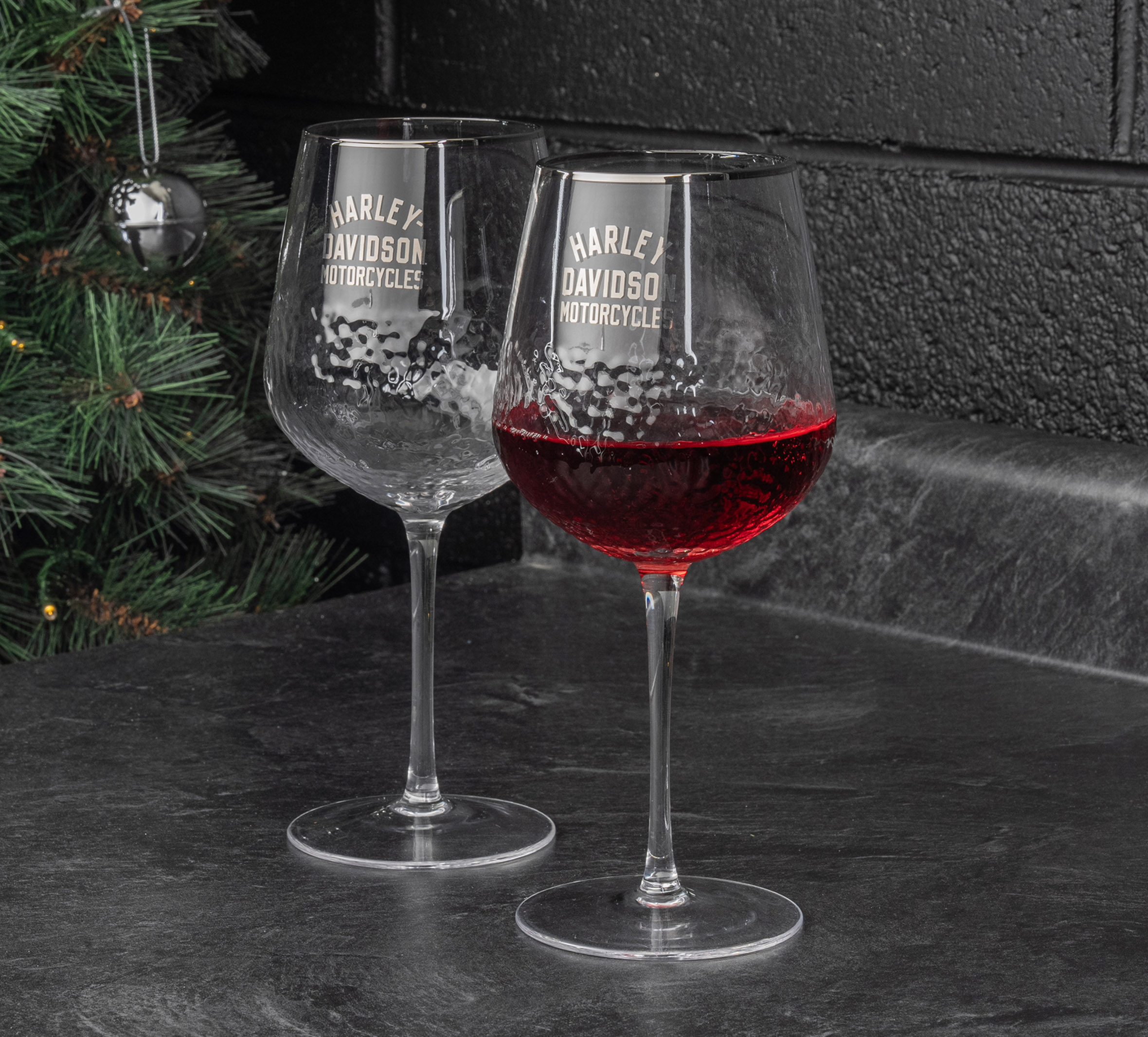 Pebbled Wine Glass Set of 2 | Harley-Davidson USA