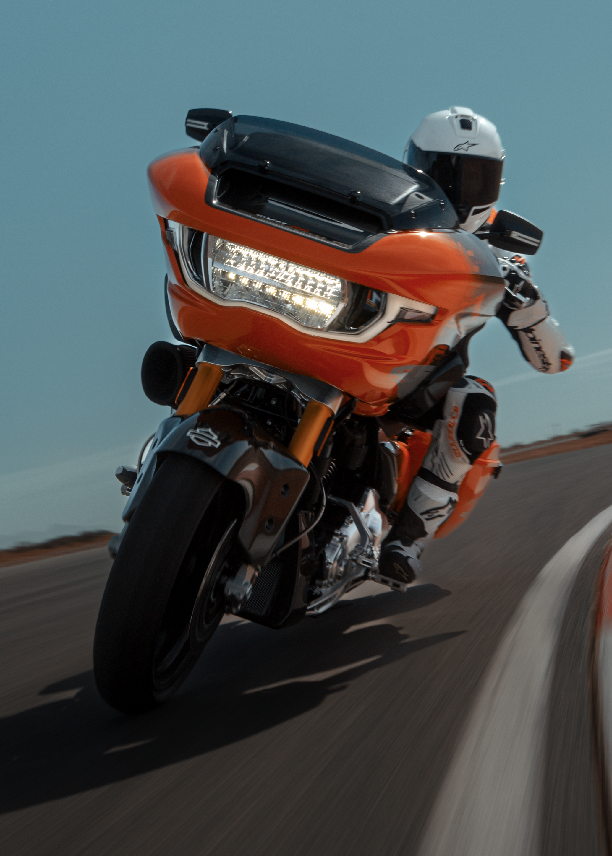 2025 CVO Road Glide RR Riding Shot