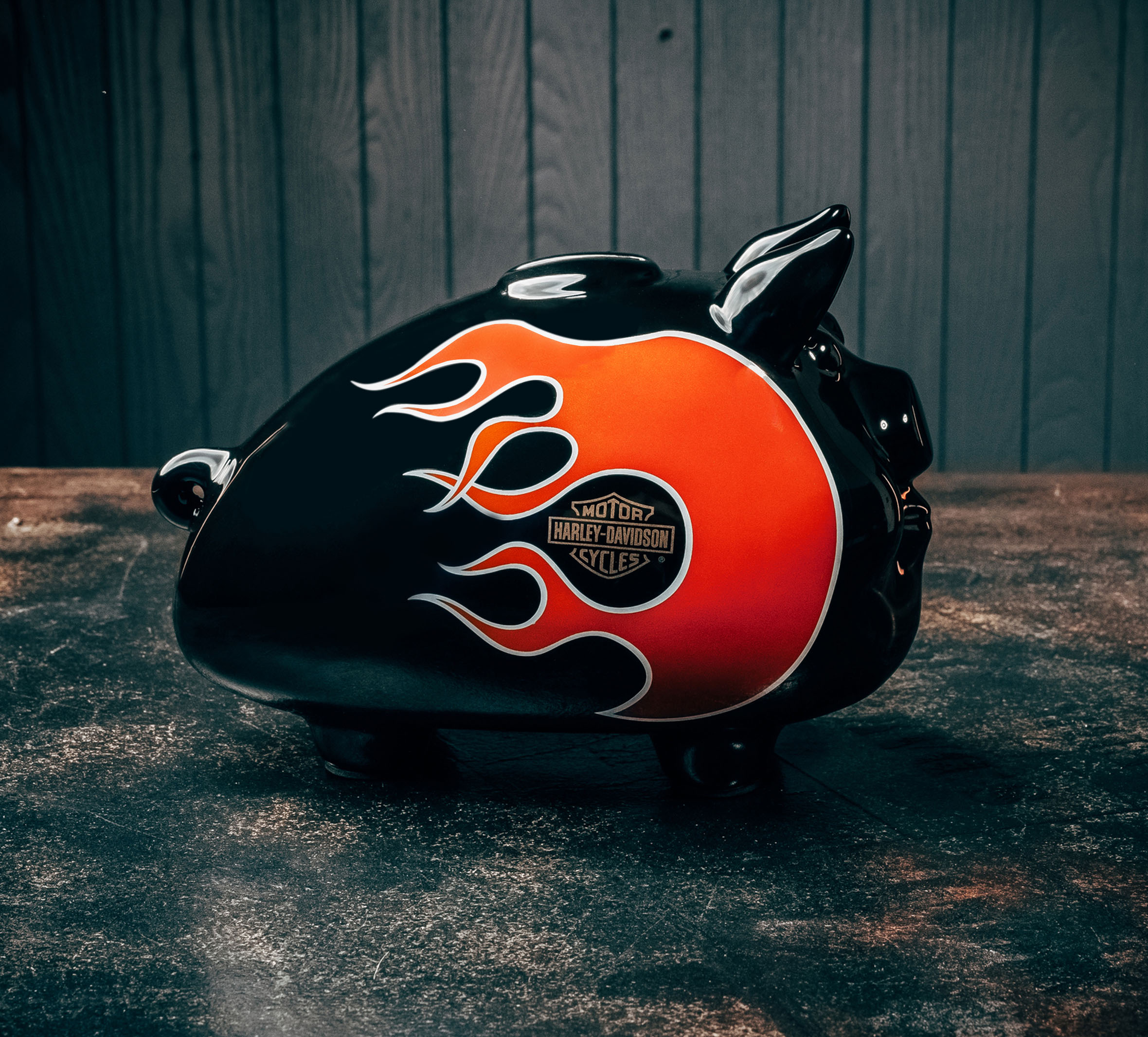 1980 Tank Flames Hog Bank