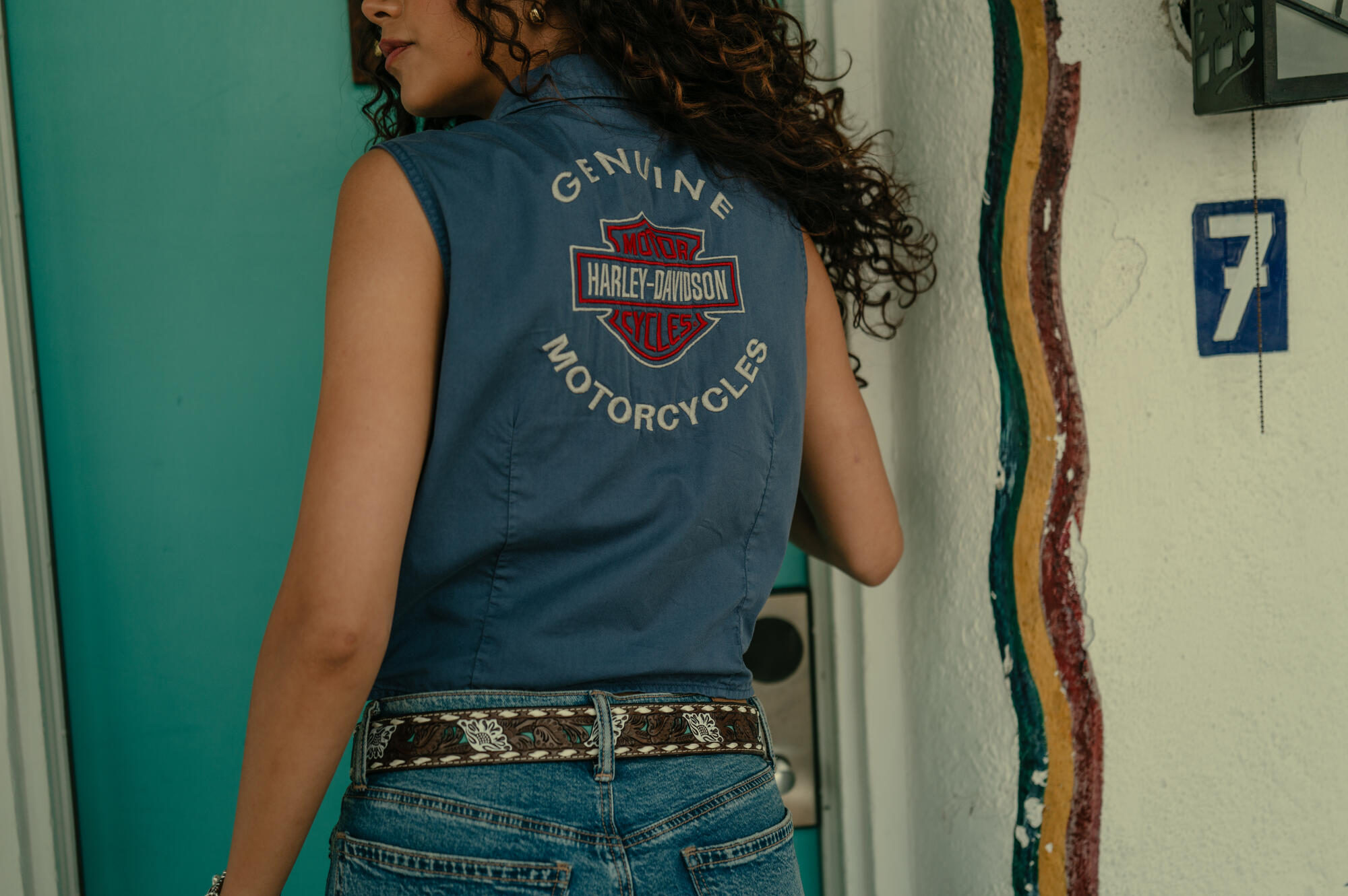 woman wearing Women's H-D Essential Tie Front Top