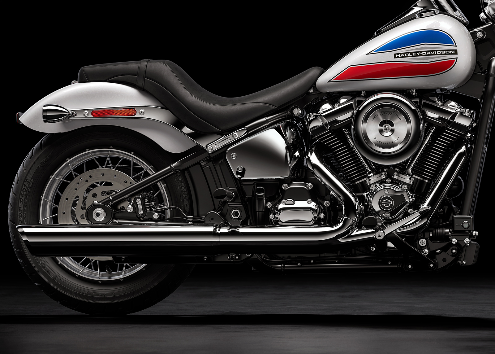 2026 Super Glide 2-into-1 Exhaust Beauty Shot