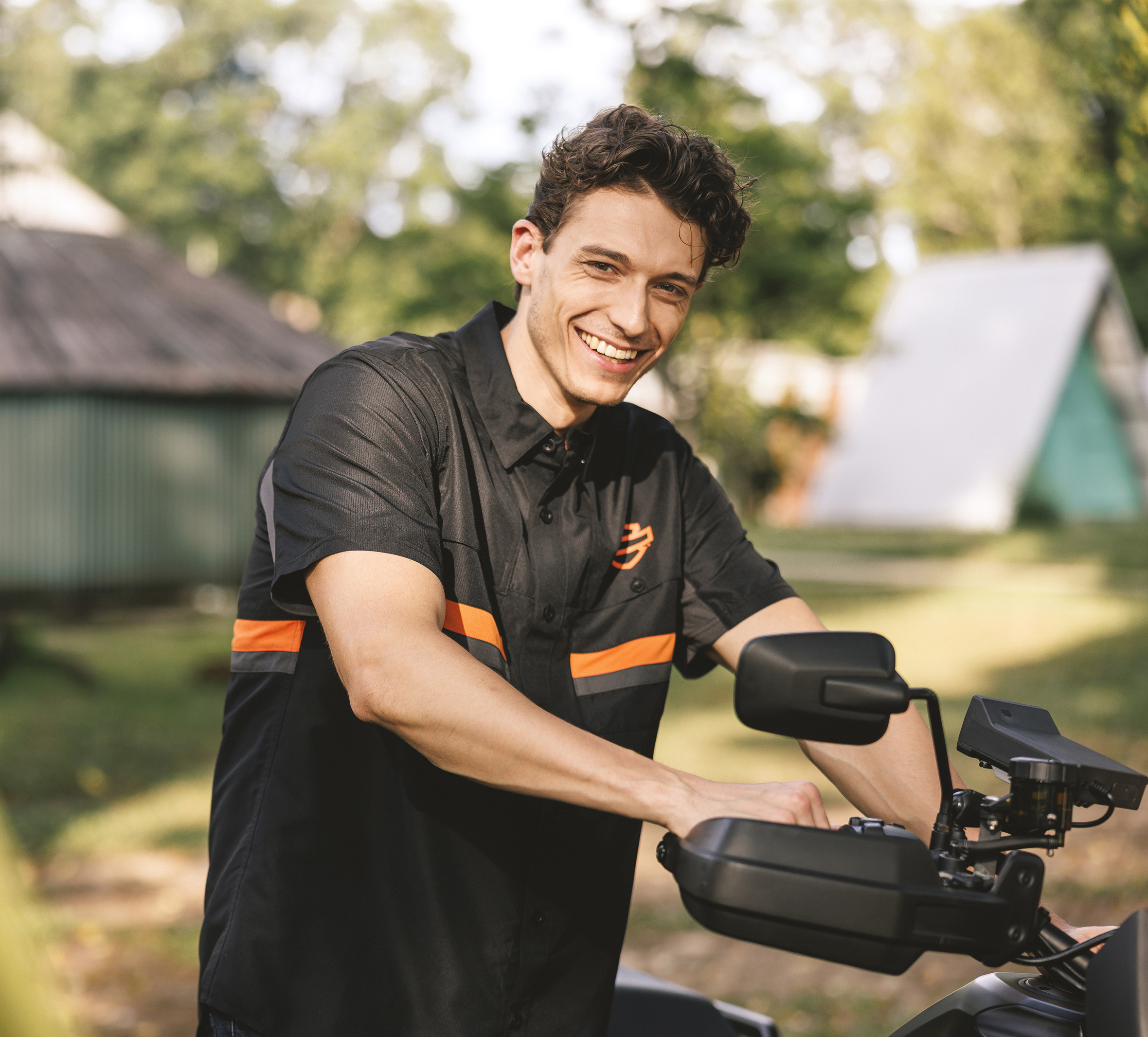 Men's H-D TECH Vented Short Sleeve Shirt