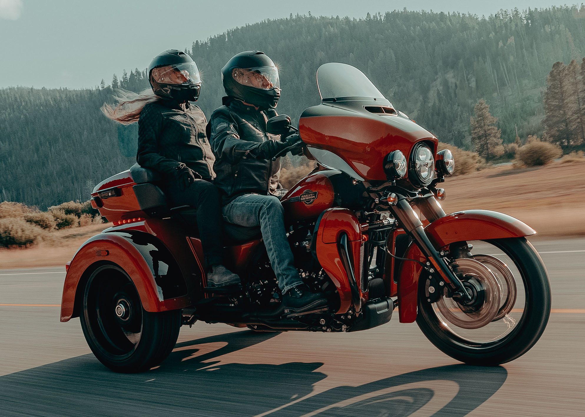 2025 Tri Glide Ultra Motorcycle riding