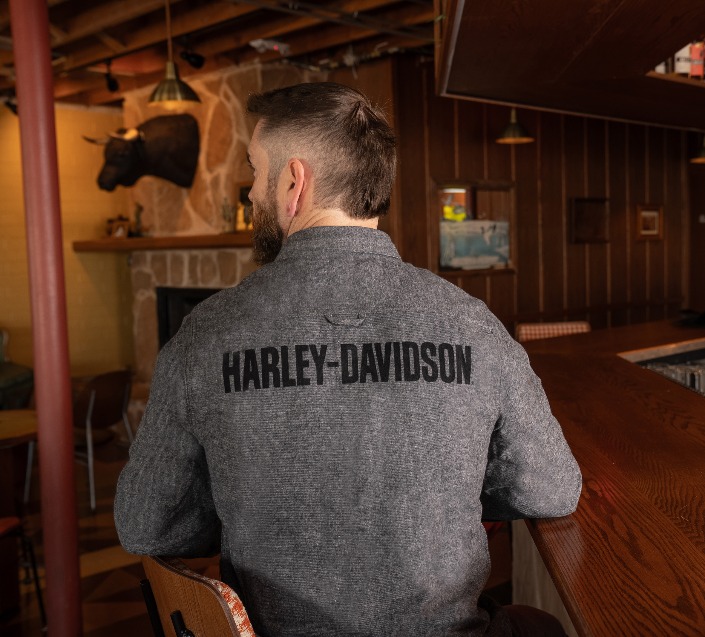 Men's H-D Empty Bar & Shield Button Up