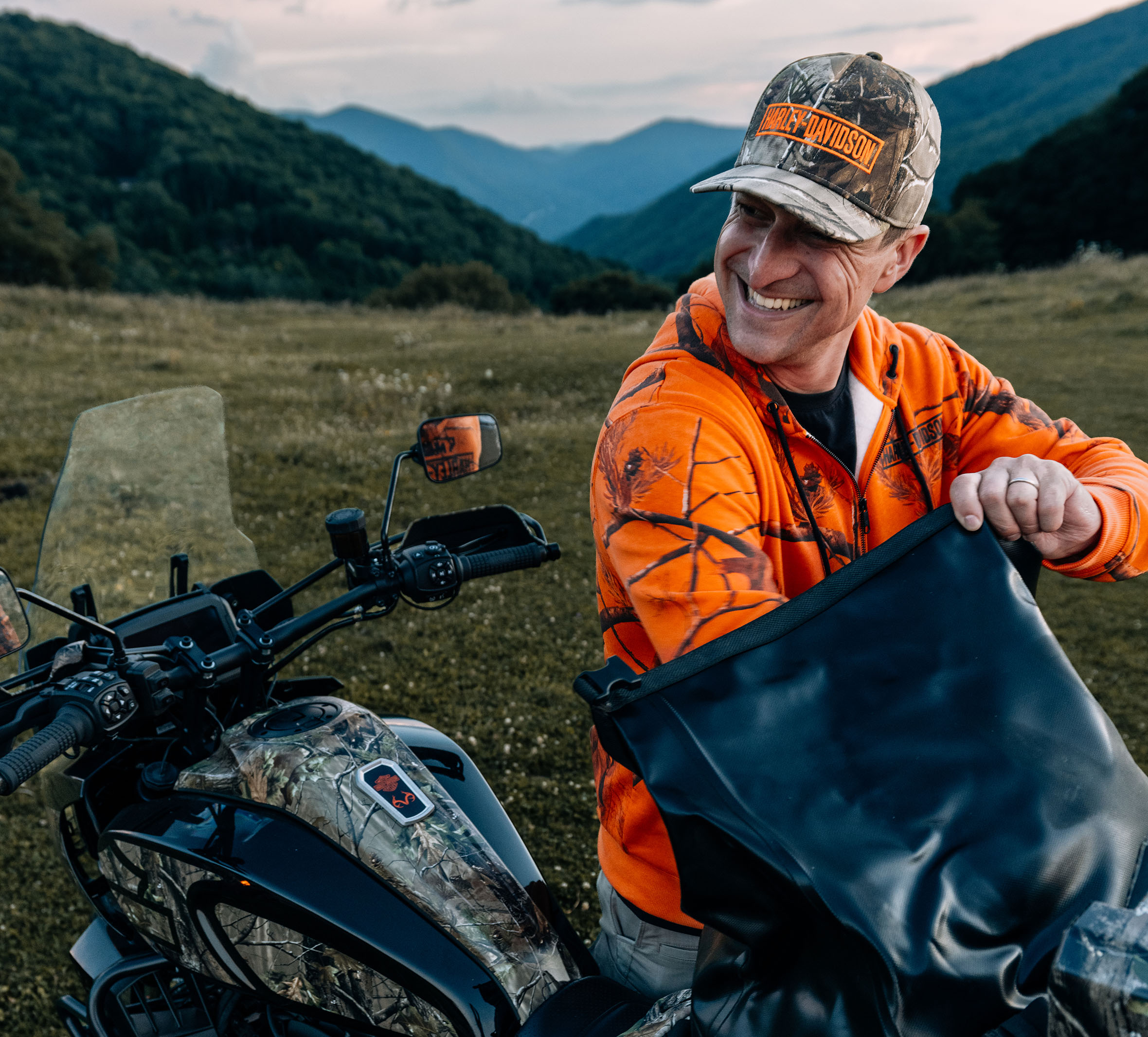 Men's Harley-Davidson x Realtree Zip Hoodie | Harley-Davidson USA