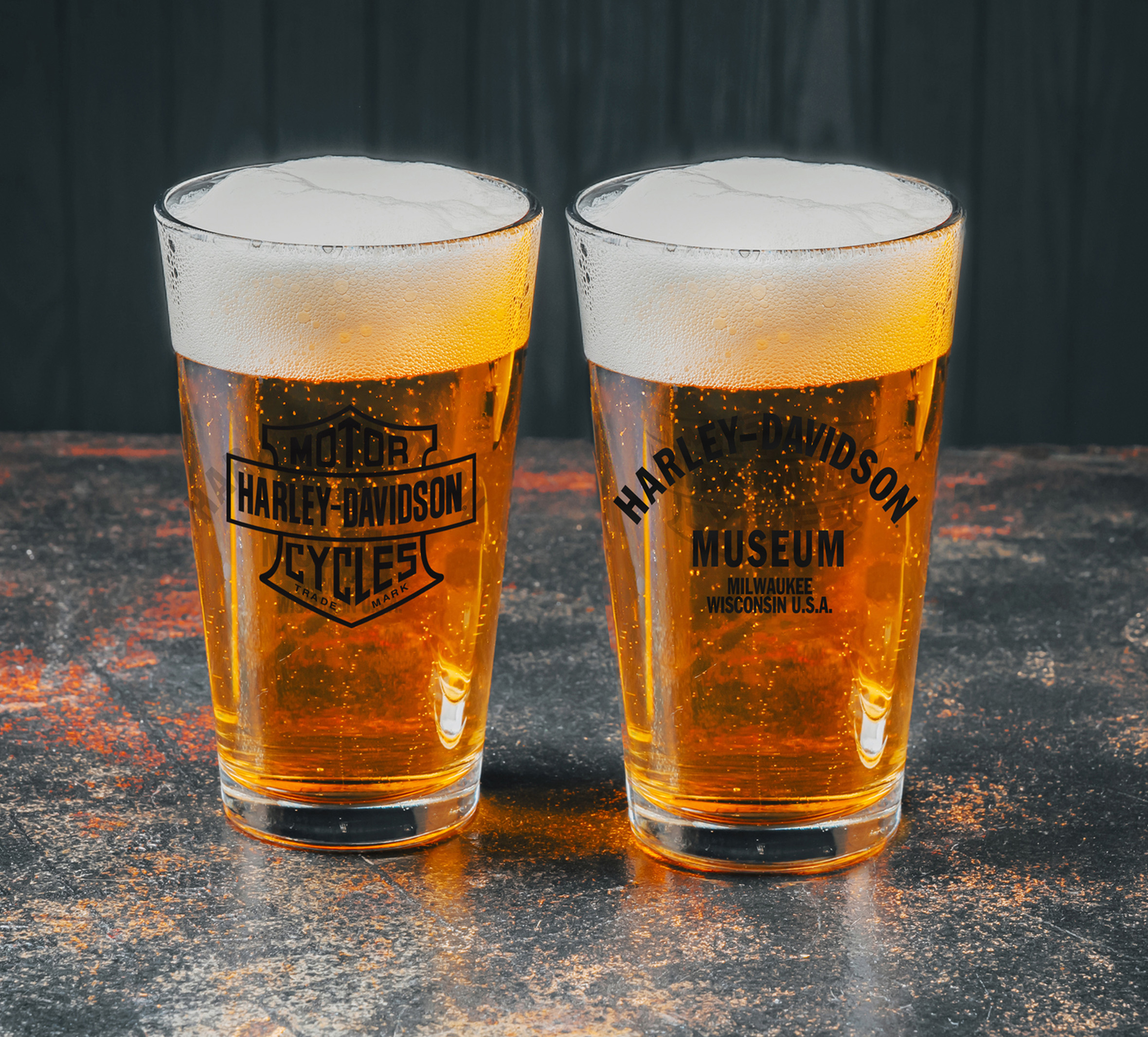 Bar & Shield Pint Glasses - Set of 2